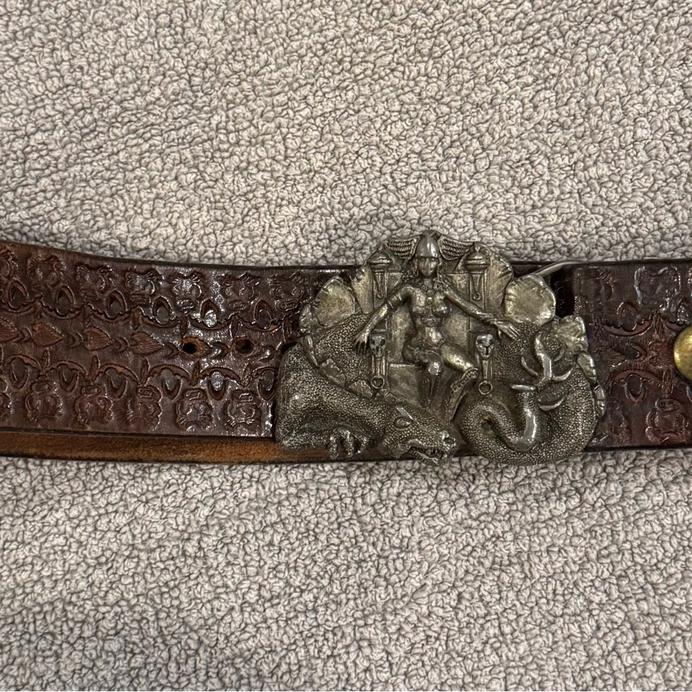 Vintage Bergamot Brass Dragon Goddess/Viking buckle and belt - Picture 8 of 8